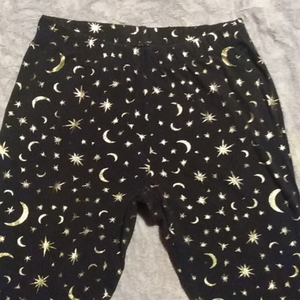 woman's night leggins